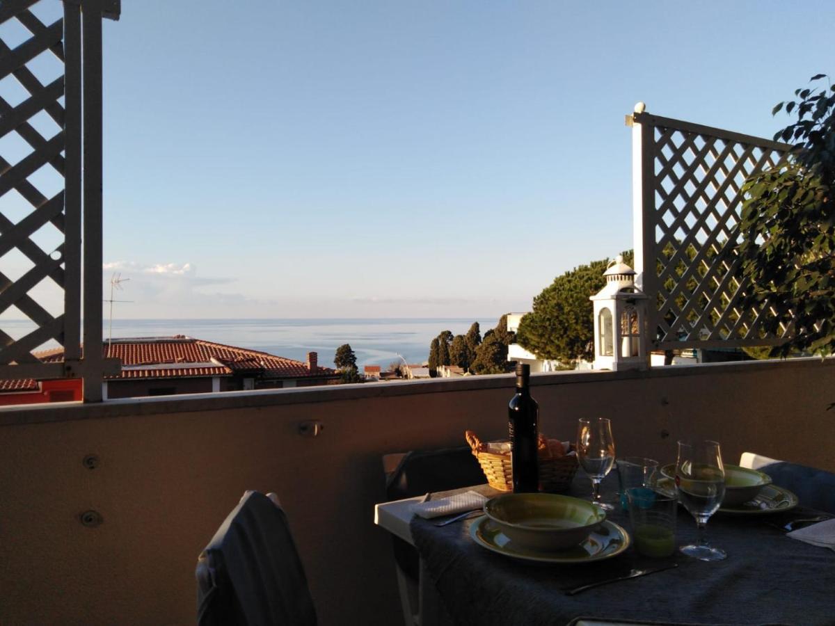 Miguel Apartment Tropea Bagian luar foto